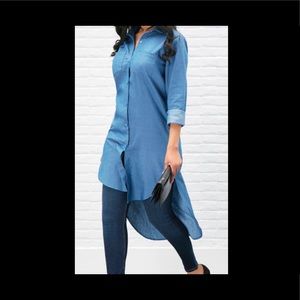 ⭐️ NWT Medium Button Down Long Shirt